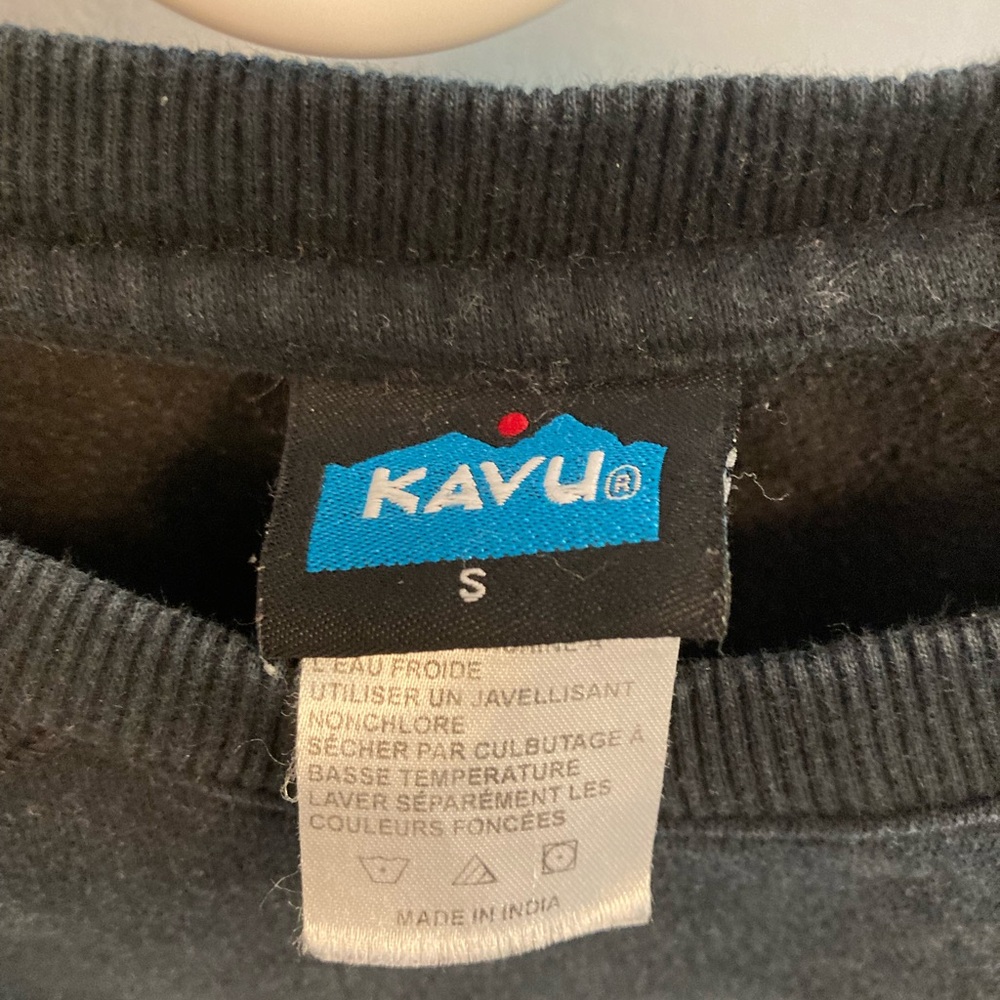 KAVU woman’s black thick crewneck sweatshirt size small embroidered logo - Picture 2 of 4
